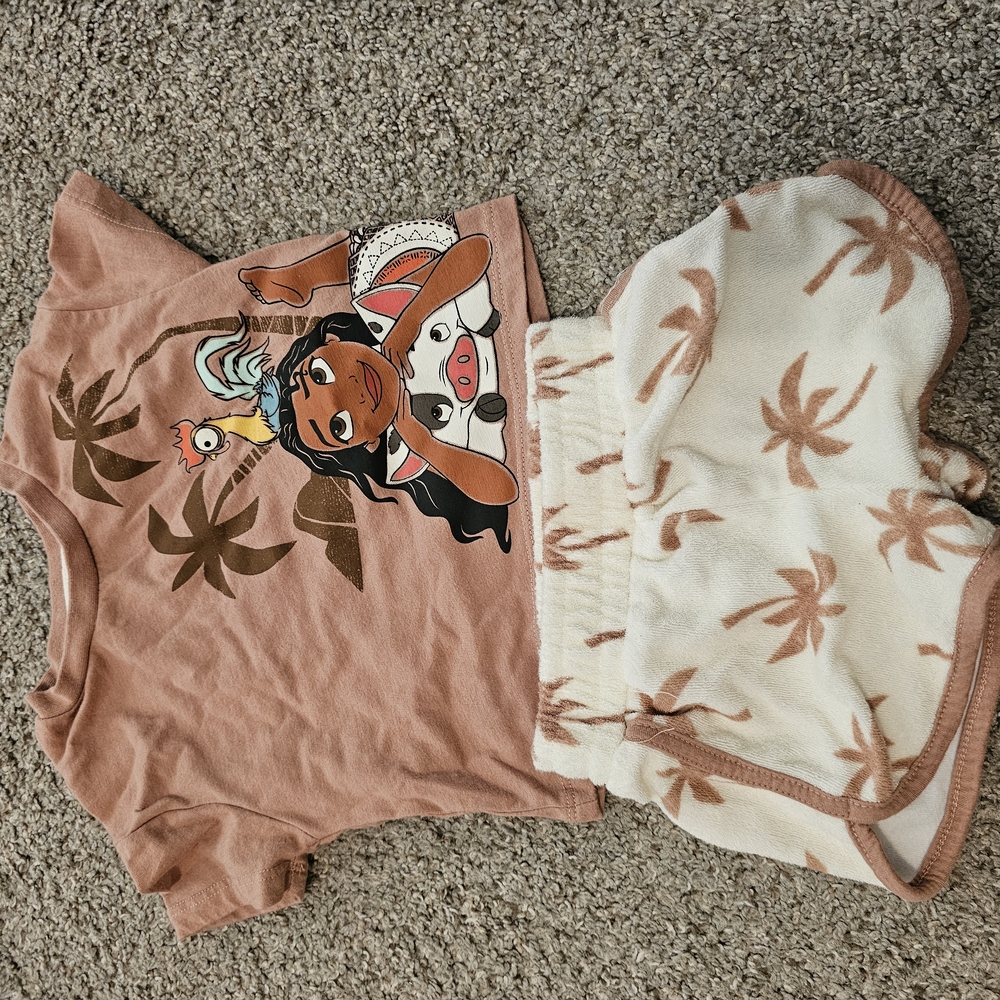 Moana Graphic Tee and Palm Print Shorts Set